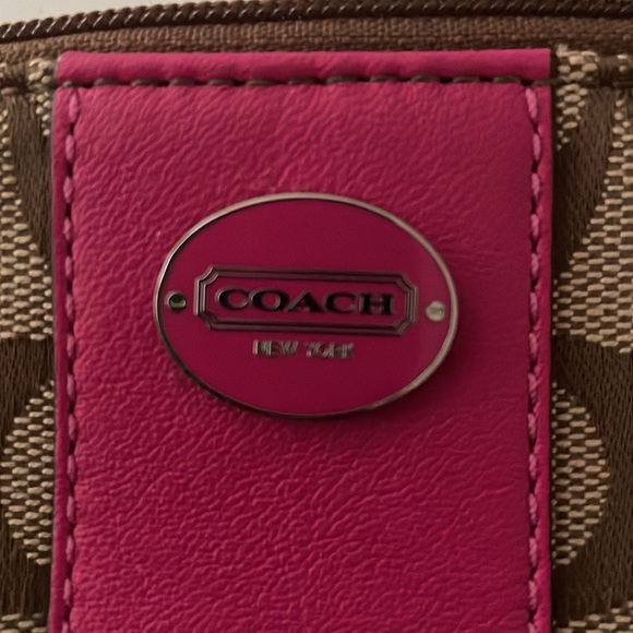 NWT Coach Brown & Pink Leather
Wristlet - Picture 4 of 6